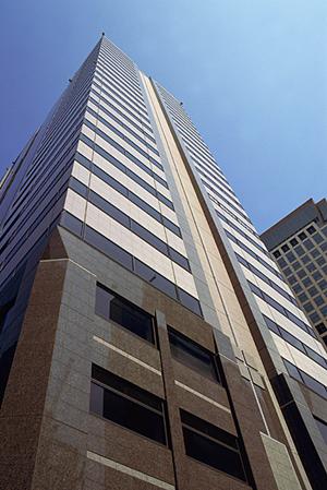 横須賀市の屋根葺き替えはリフォーム店に